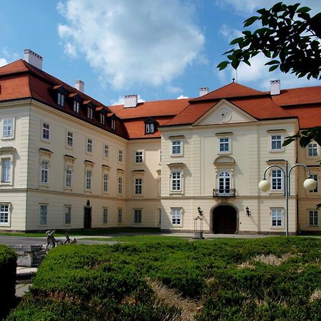 Hotel Zamek Napajedla Zewnętrze zdjęcie