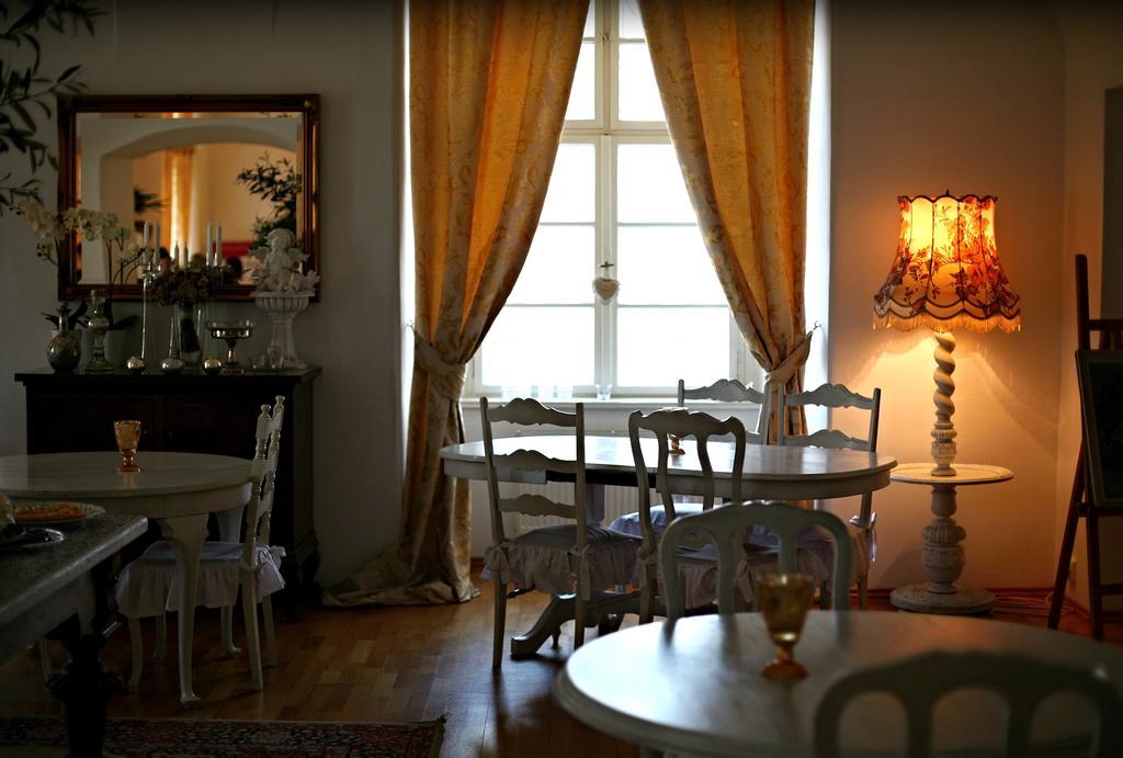 Hotel Zamek Napajedla Zewnętrze zdjęcie
